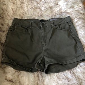 Aeropostale High Waisted Midi Shorts